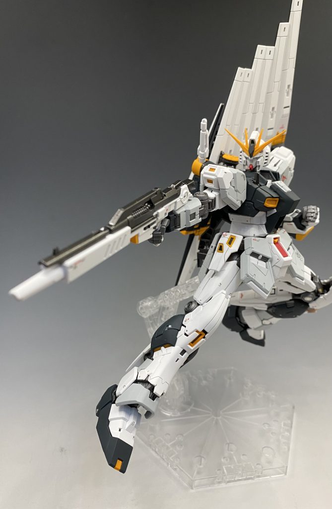 νガンダム–3枚目/制作者：奈々姫