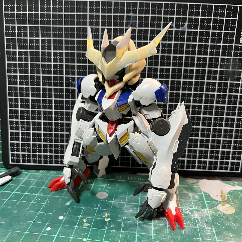 さらエポパテでボリュームアップを考えました・・・・しかし全く納得できず・・・・