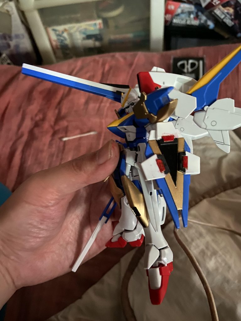 HGUCV2アサルトバスター–4枚目/制作者：ガンライ