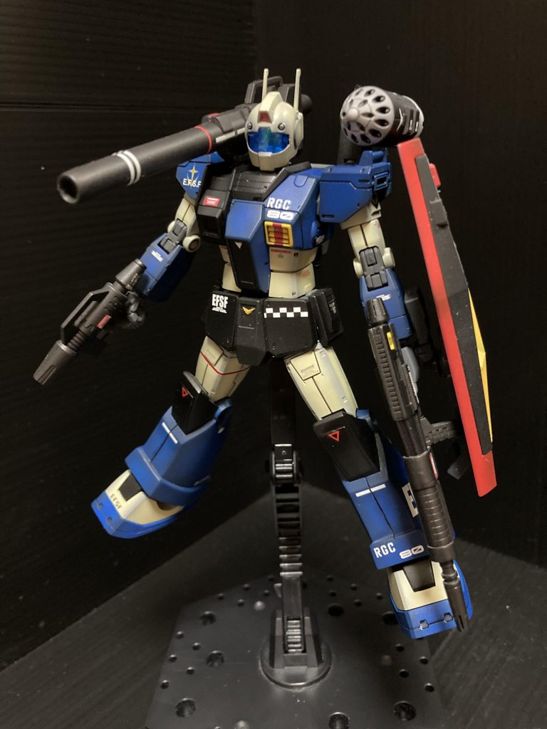 手元にあったガンキャノン初期型のスプレーミサイルランチャーを反対側に付けた所😊重装備型とコメント頂き😁ジムキャノン重装備型と呼称する事にしました