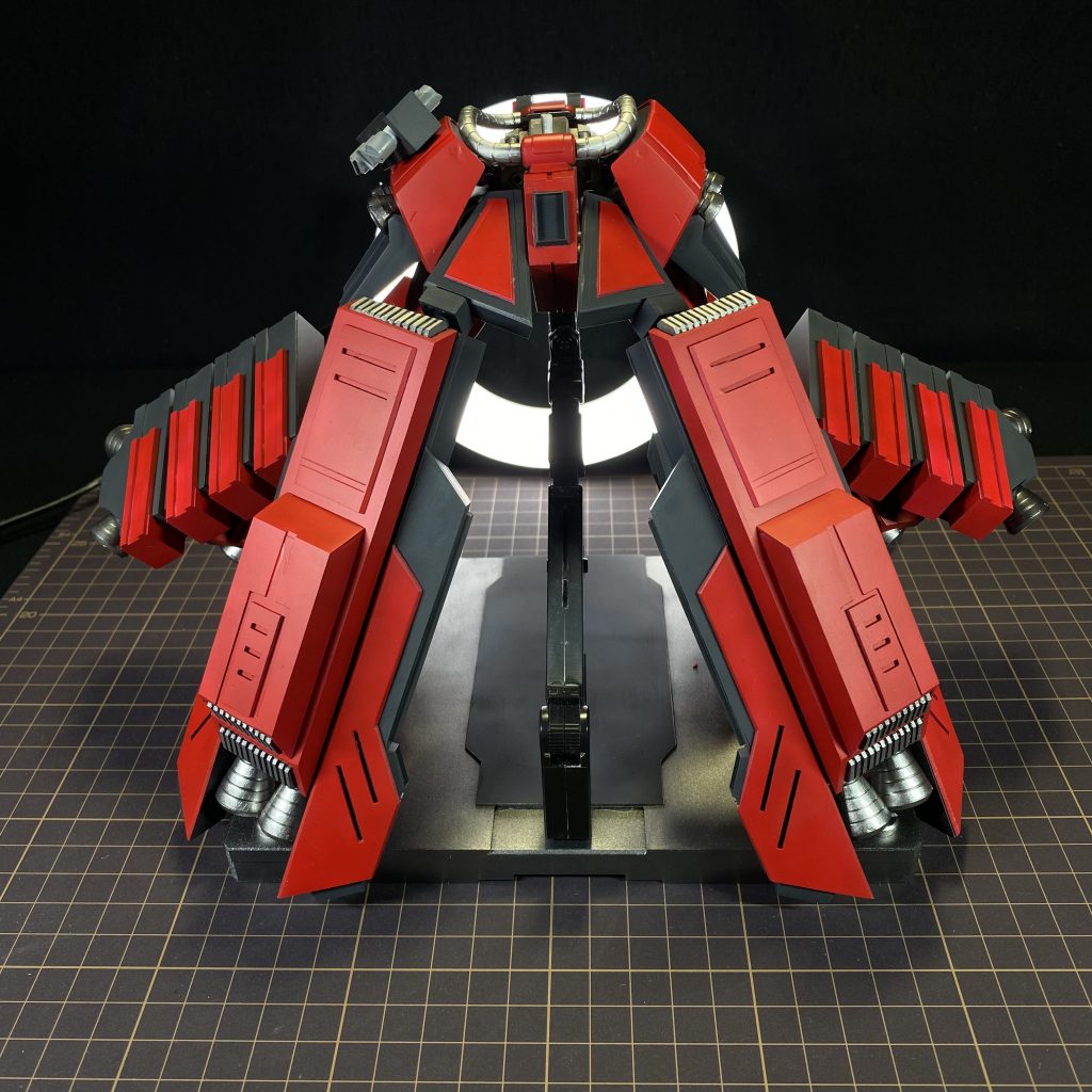 サイズの関係で横と後ろは上半身外しました。