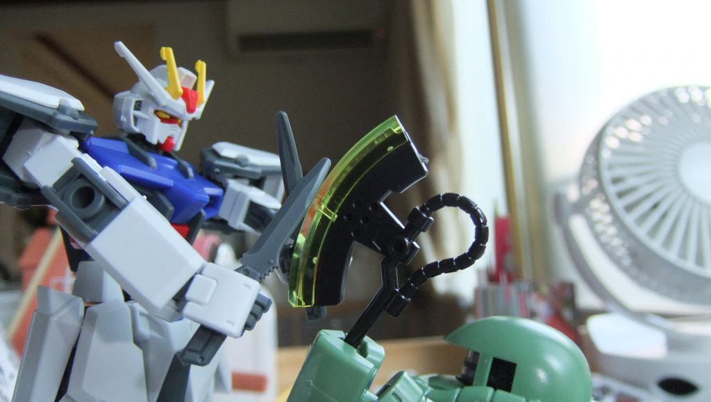 唐突なVS再び、今度はザクかいな(笑)