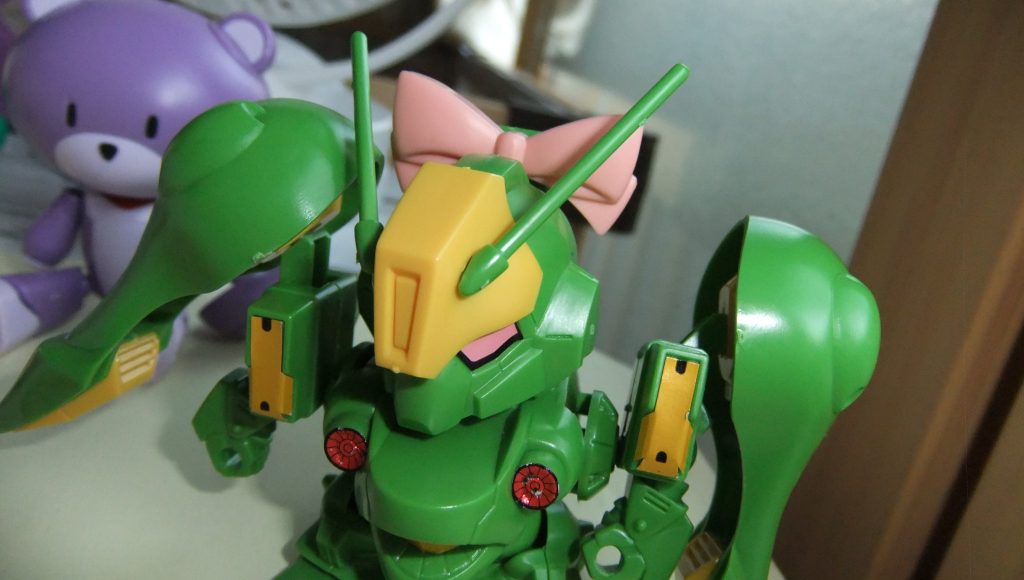 リボンの試着だね❗かわいすぎww【原作見せてないからパイロットが女の子なのは知らない筈なのにちょっとびっくり( ﾟдﾟ)】