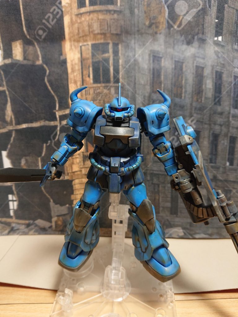 ジオン系のMSはシンプルなのに格好いいのが年々好きになります。