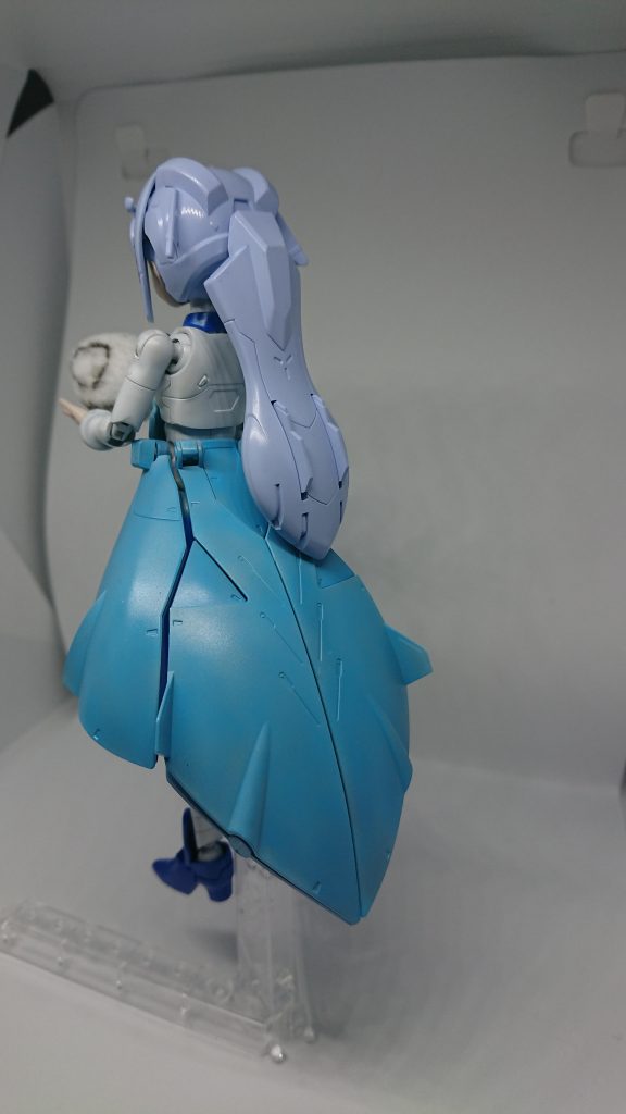 後ろから。色以外は特に変化はなし。