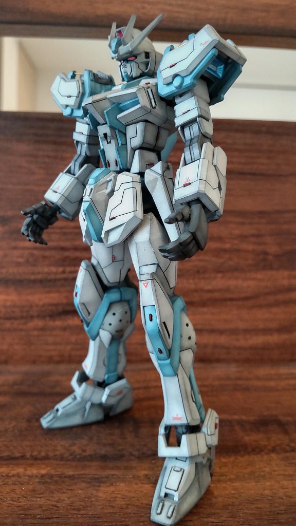 老GUNPLAチャンネルさんのスジボリを参考にしています。