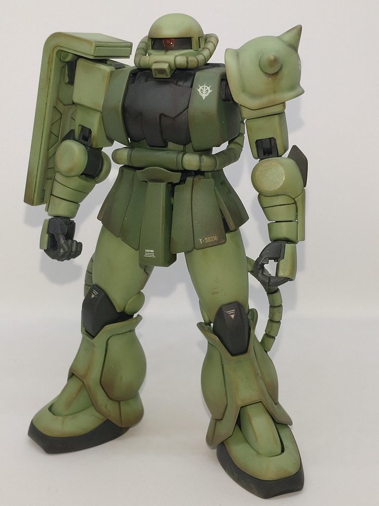 いろんな方の動画を拝見し、ウェザリングでいかにカッコよくなるかを追求しましたが、私にはこれが限界でした。