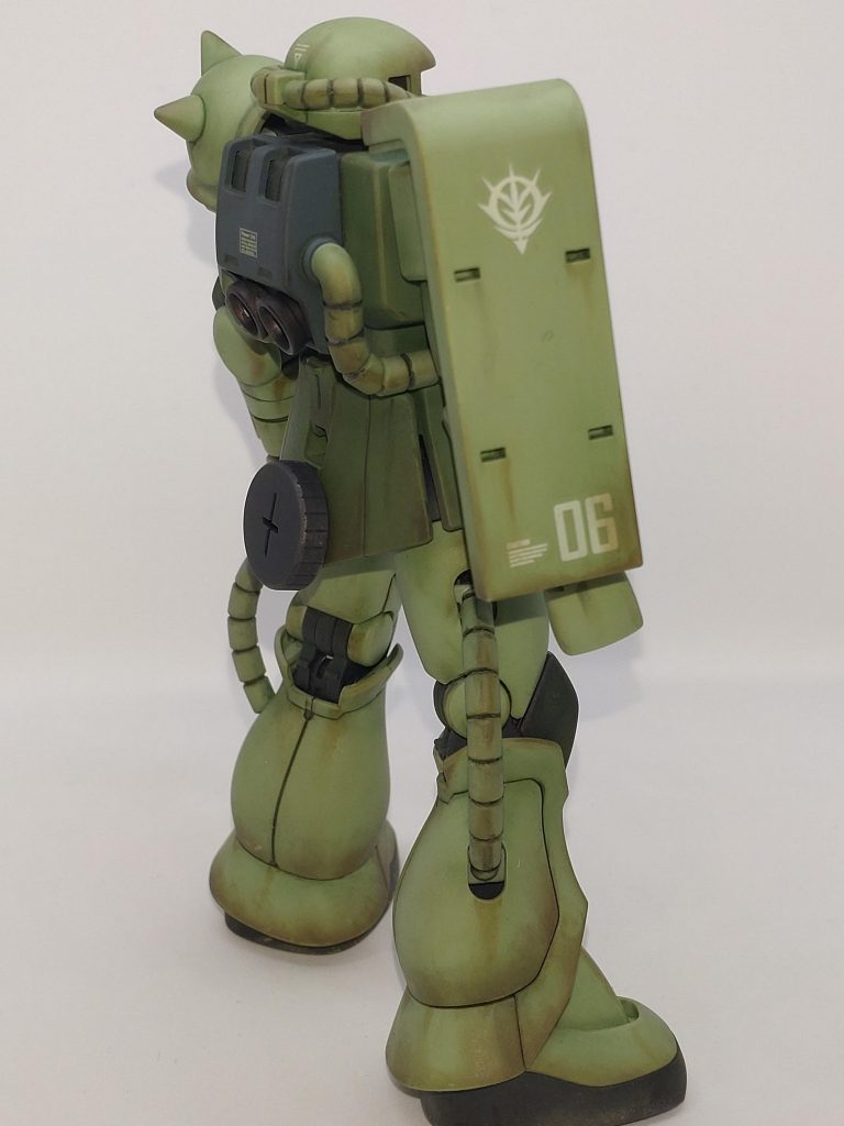 脚部はウェザリングマスターで使用感を出しました。