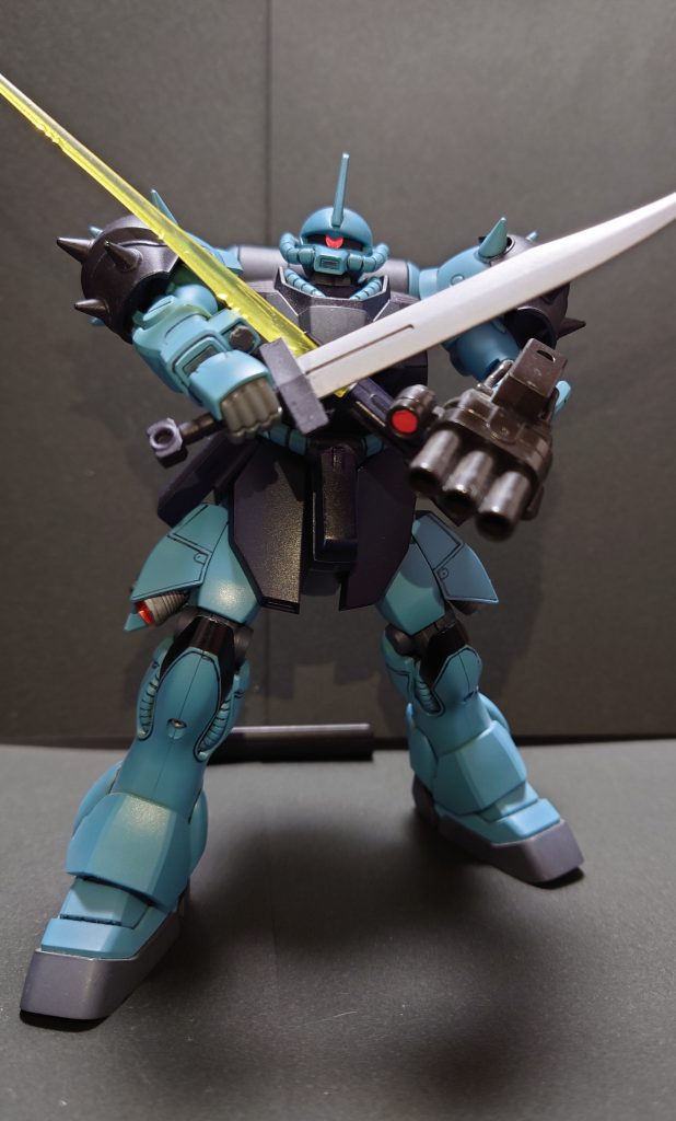 ヒートサーベルとビーム・ソード・アックスの2刀流