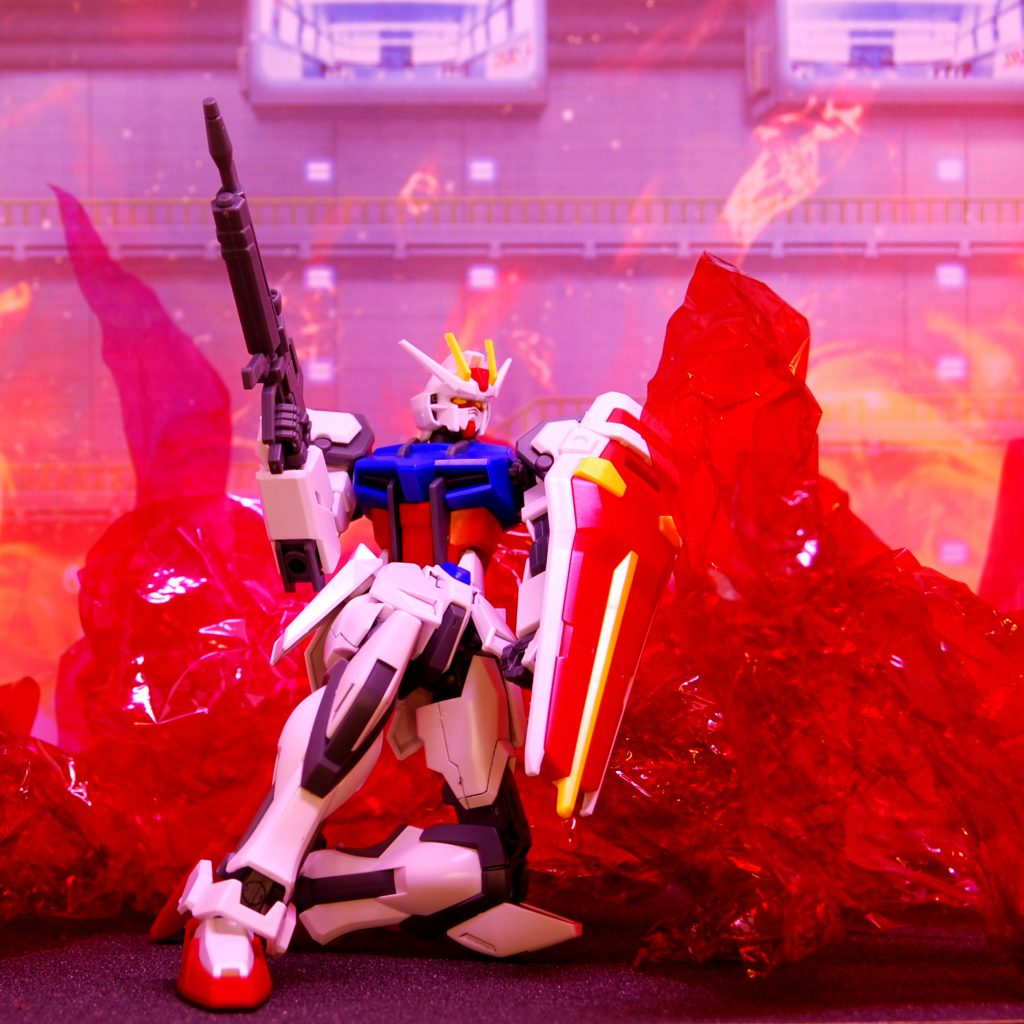 最後は、爆炎を盾で防ぎながらビームライフルで侵入者に反撃!みたいな感じで。 今後はもう少し投稿ペース上げたり、加工も色々してみたいです。