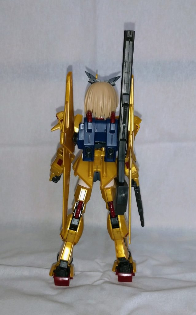 後ろはこんな感じ。赤がイメージカラーなティアーシャなので赤い大佐もきっとご満足頂けると思いますw赤い大佐「これか私の百式のMS少女か、素晴らしいものだな。」アストナージ「大尉、これ以上の無茶振りは止めてください……。」