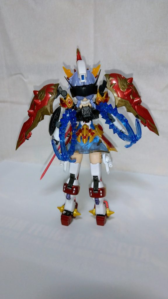 後ろはこんな感じ。スカートが短いですが、クリアブルーのパーツが上手く隠してくれている……様な気がします。……え?パンツが見えている?それはきっと気の所為ですww