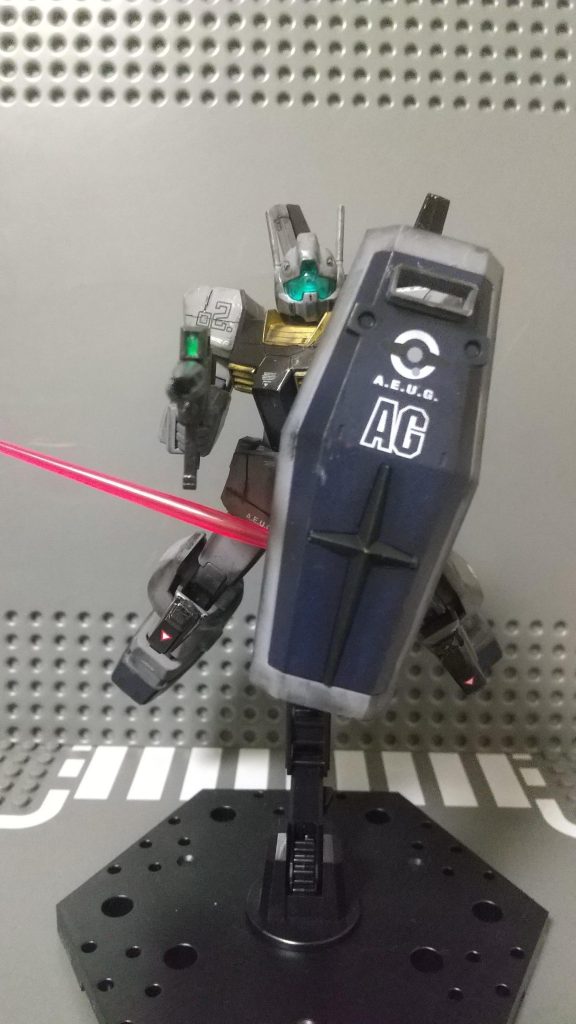 クスィーガンダムの例のポーズ とりあえずポージングとってみましたが、う～ん微妙。 