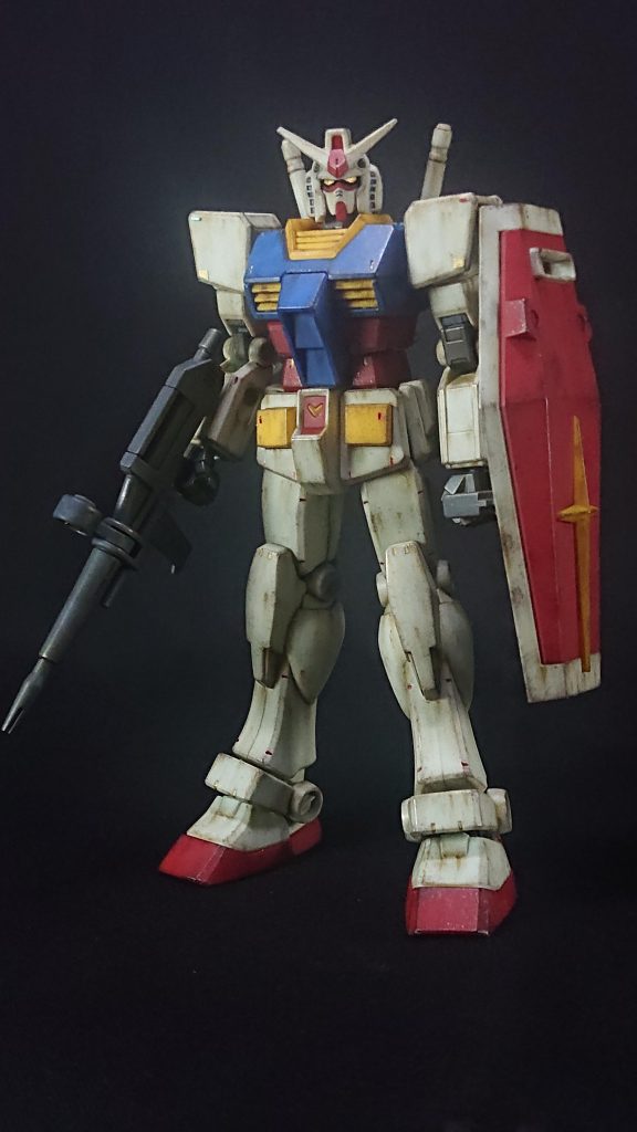 親子共同で製作をしました。汚し塗装や加工作業は出来るだけ一緒にやりました。小3なのでひとりではまだまだ上手くは出来ませんが、製作プロセスは体験させてあげれたと思います。