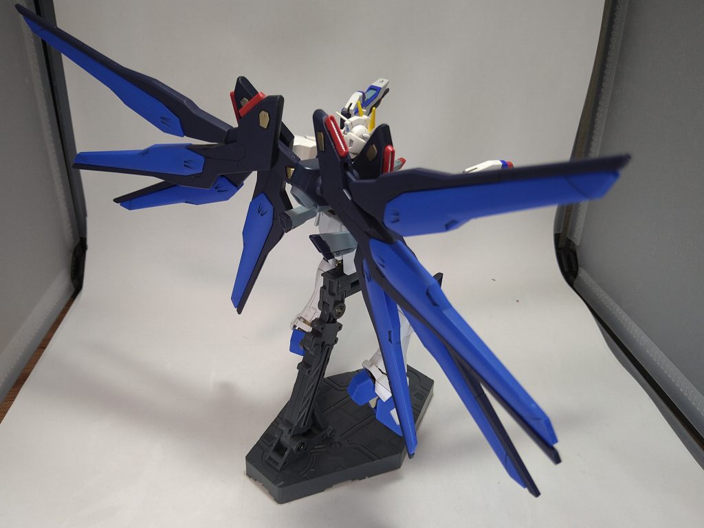 ドラグーンは内部フレーム無いんで飛ばす事は出来ないですけどコレでも大迫力ですわw