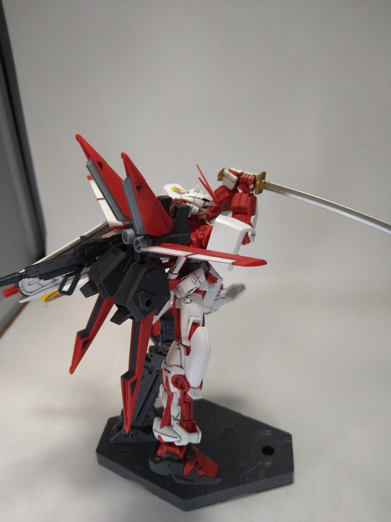 ガンダムアストレイレッドフレーム–5枚目/制作者：Ruax