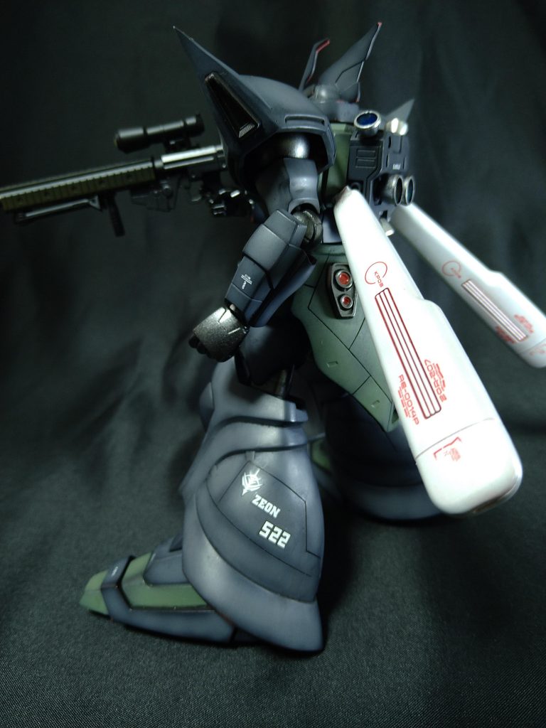 プロペラントタンクはホワイトに塗装してアクセントにしてます。