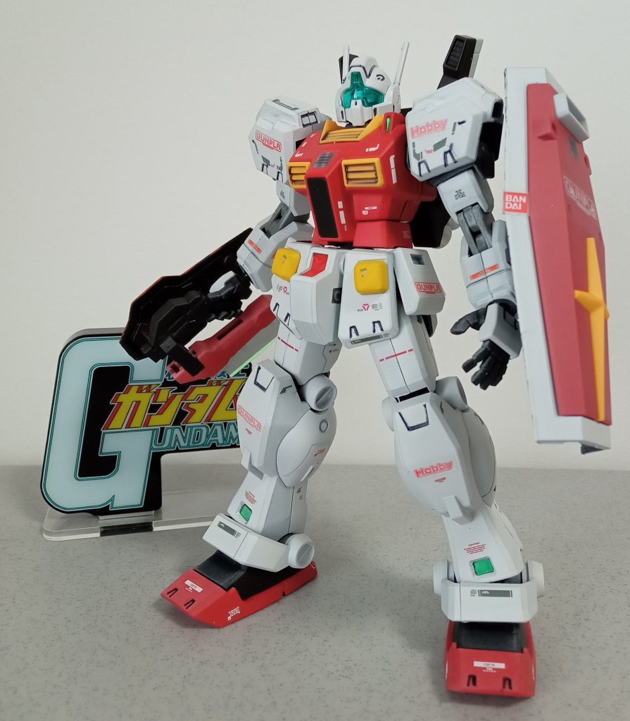 合わせ目消しはやっていないので、パーツ隙間が目立つのと、トップコートが白化しているの勘弁してください(´；ω；`)