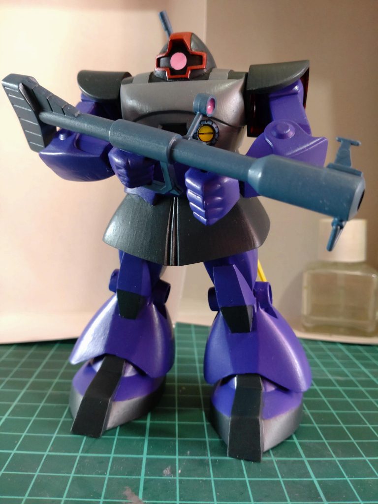 遂にきましたリックドムです。［ドムのキットにハズレ無し］は本当でした。当時でこのプロポーションの再現度は普通に凄いと思います。