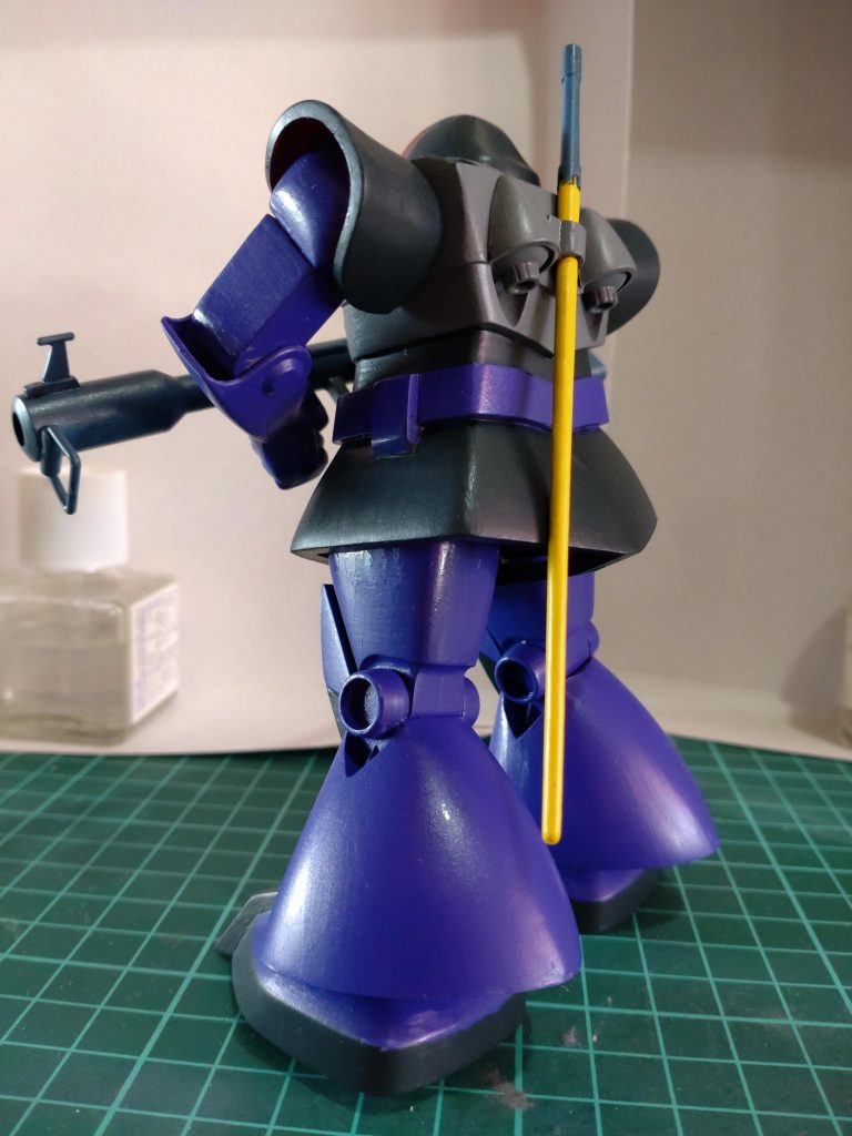 ドム好きの方は大興奮?の後ろ姿