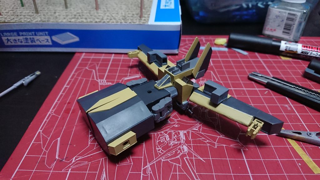 本体部分を塗装機体前方が寂しかったと思ったところで店で見つけたビルダーズパーツを追加しました長々とご覧いただきありがとうございました！