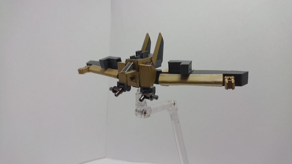 空戦機の主兵装は機体下部のバルカン砲2門