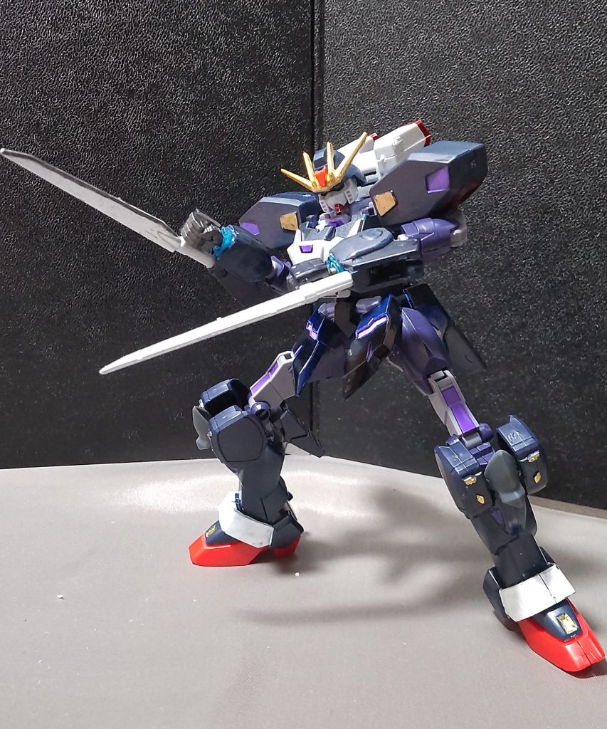 武器は腕のシュピーゲルブレードがメインとなりますが、アイアンネットやメッサーグランツ等もあると思ってもらえればいいです。