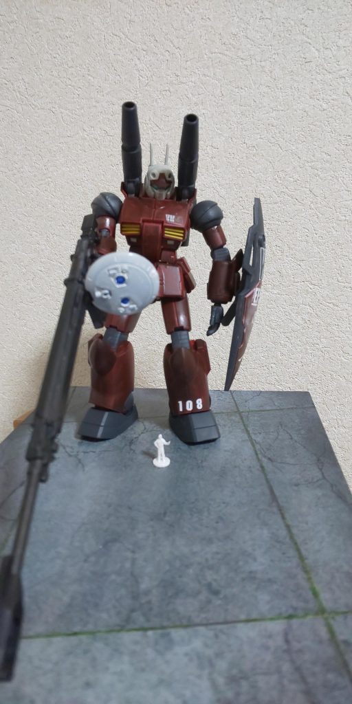 連邦仕様の長距離照準装置の後付け感が良い。