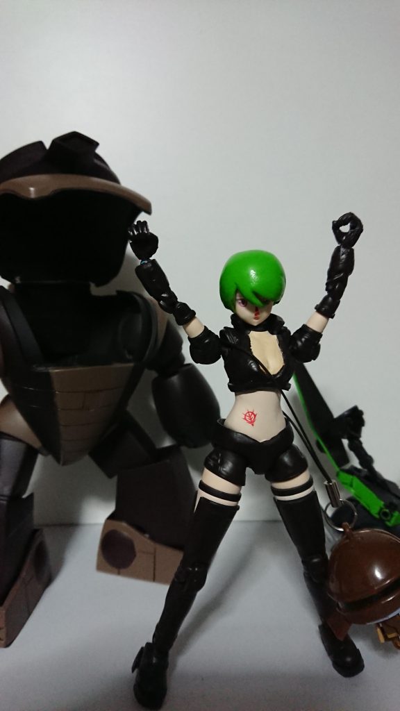 「むーっ❗暑さでアカハナになってるー💢こうなったらストレス解消に仕事終わりで打ちっぱなし行こー。」