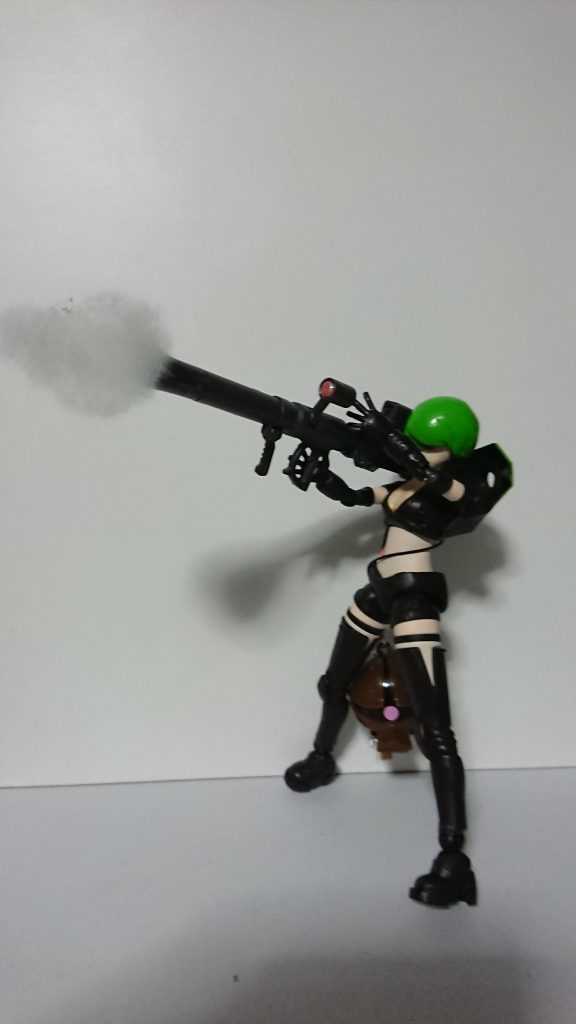 「おりゃーっ❗」「ドーン。」…30分後「やったー。鼻がなおったー。」