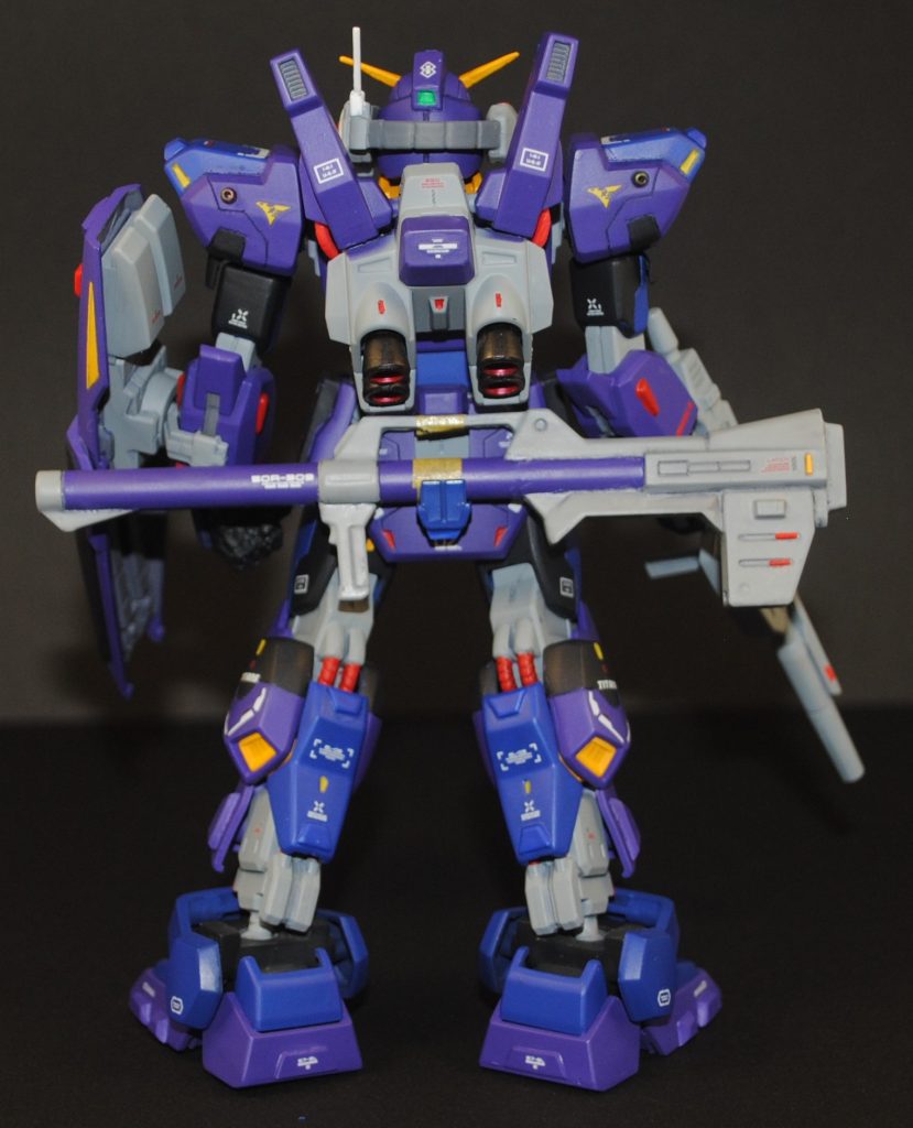 後側バズーカにマスキングテープを貼り傷防止してます。