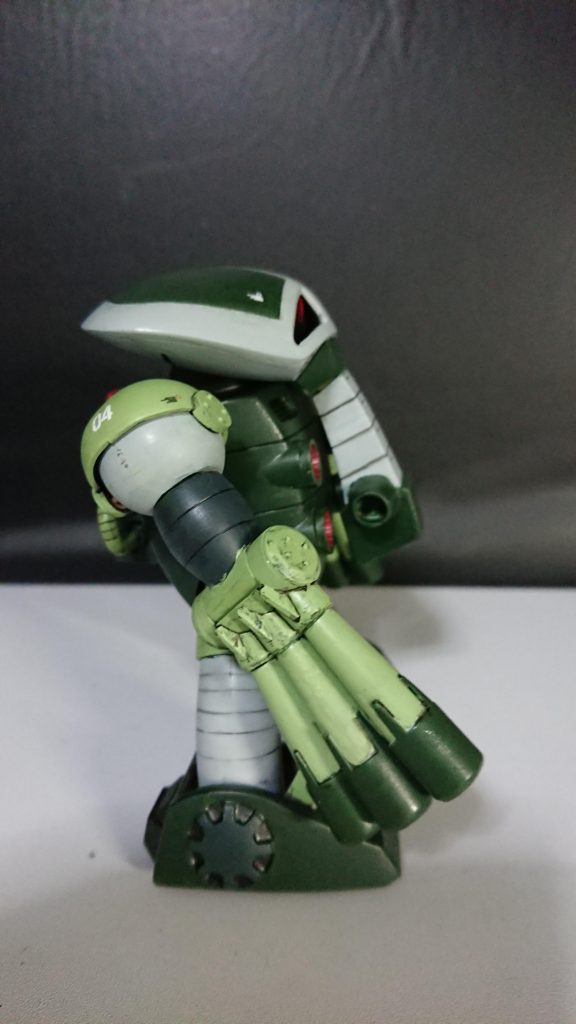 横からです。