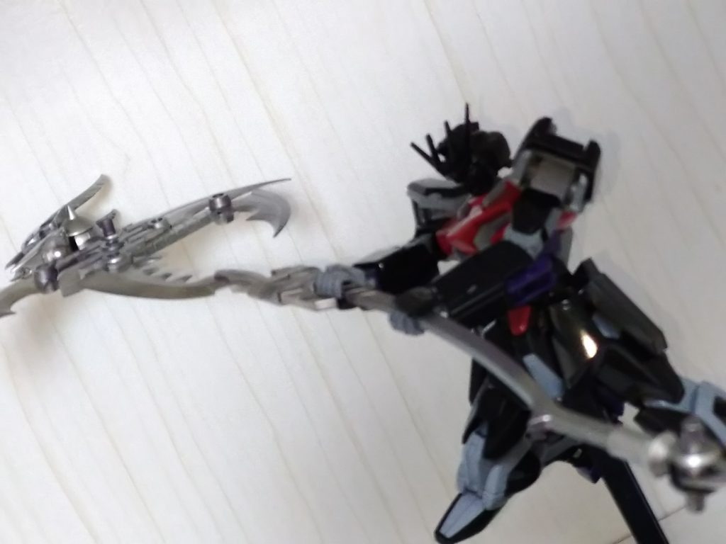 ストライク–2枚目/制作者：Neo