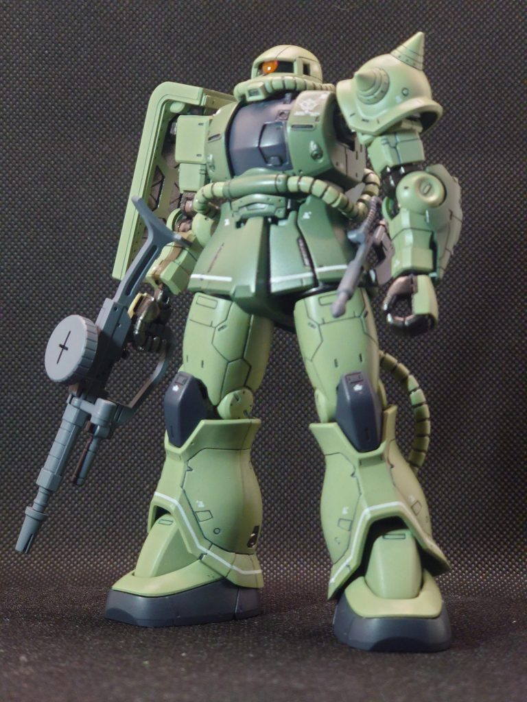 モノアイ変更。ステッカーは水転写シールを使用しました。