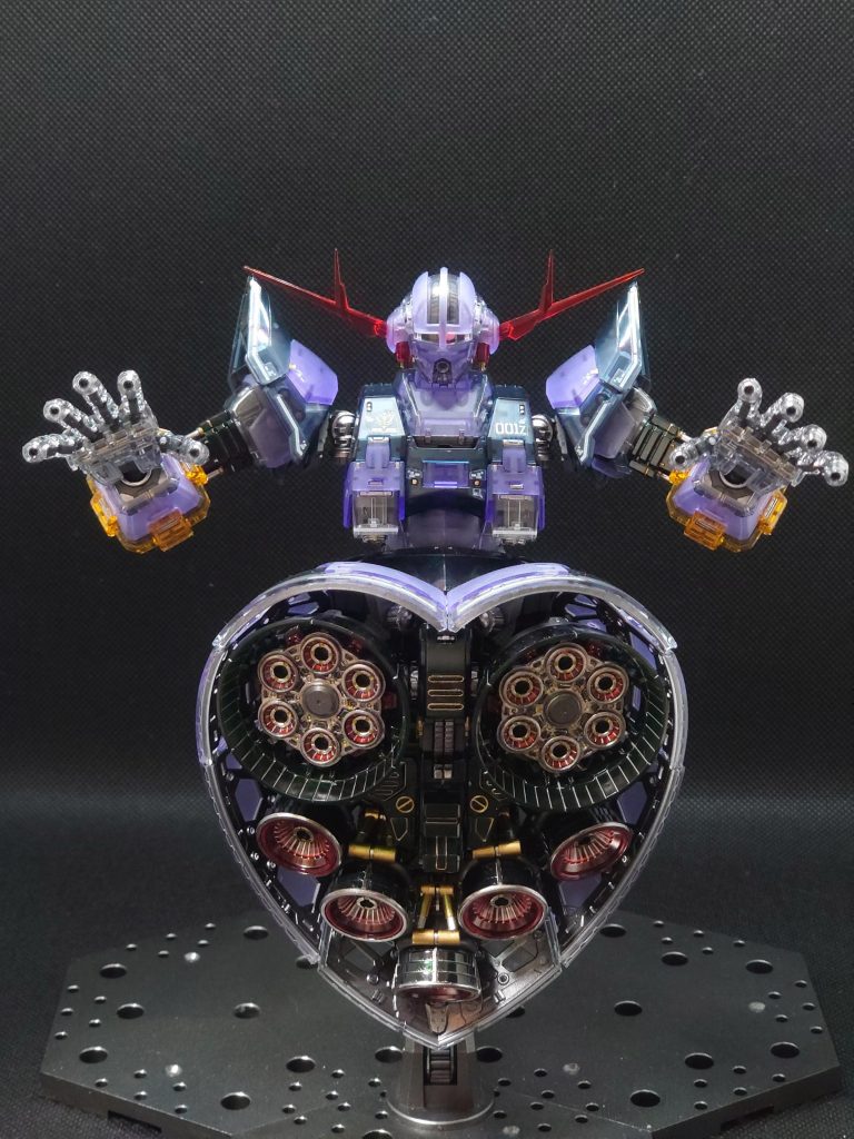 バーニア内部は一部(メタリックグレイの部分)はキットのままです。