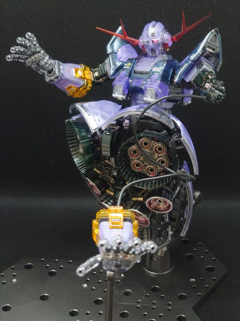 このケーブル、10kmあるらしいですが、一体どこに内蔵されているんでしょね…。