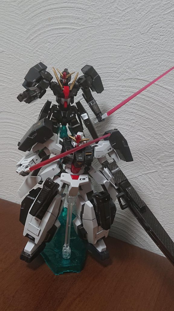 分離状態を一緒にカーボン塗装やプロポーションの変更、可動域の拡大など初挑戦盛りだくさんで大変でしたので思い入れのある作品です見ていただいてありがとうございました