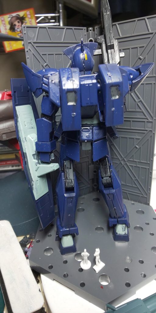 後ろ姿は特段海賊っぽさがないのが残念。