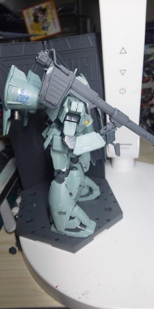 右側面バズーカはRX-78から流用