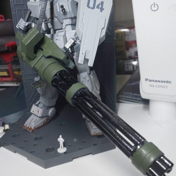 陸戦型ガンダム（ガトリングガン装備