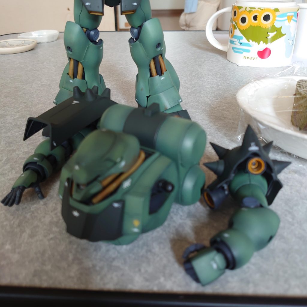 デカール貼り、