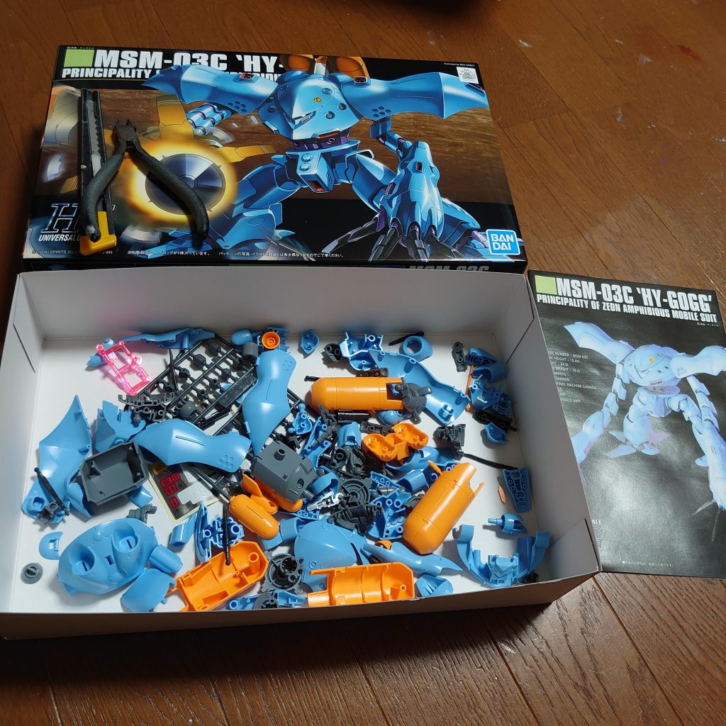 このhgucくらいなら全パーツ切り離しでも出来るようになりました。