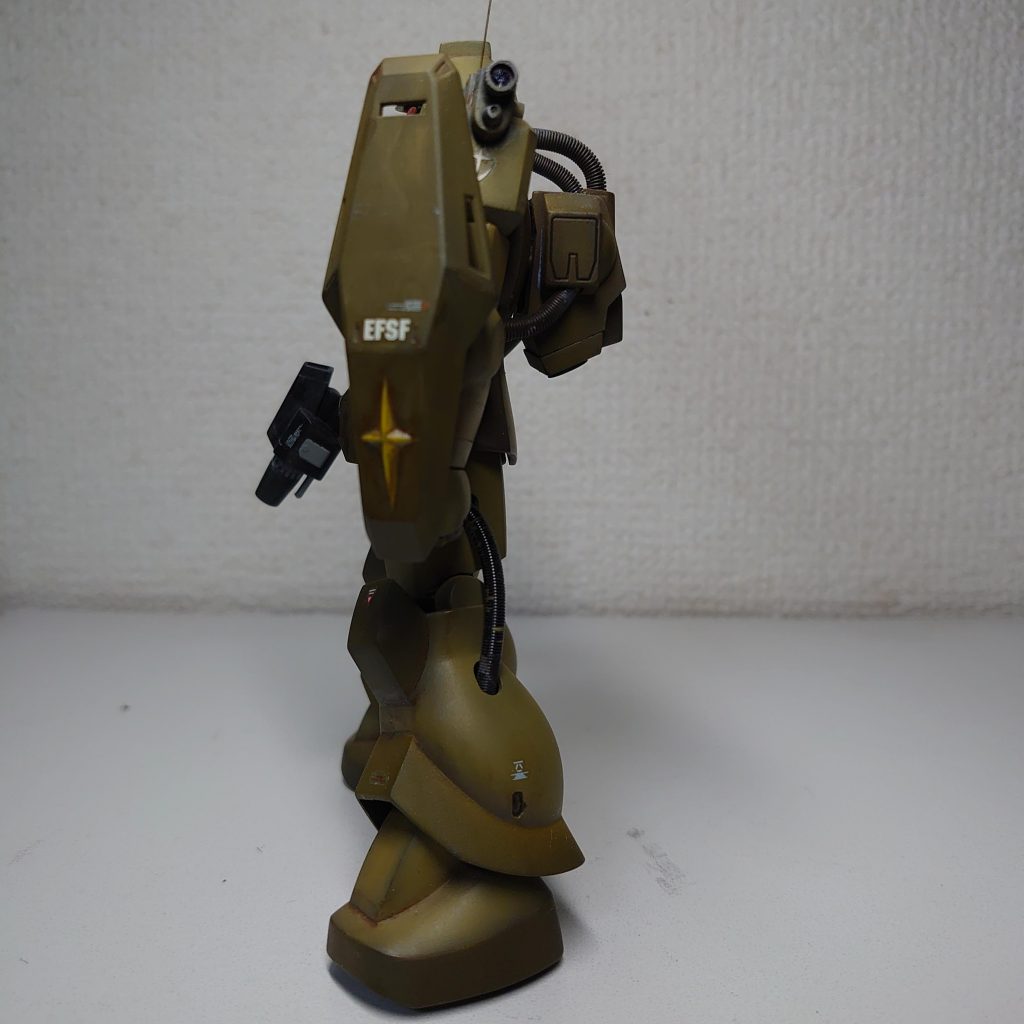 HGUCハイザックからシールドを拝借しています。