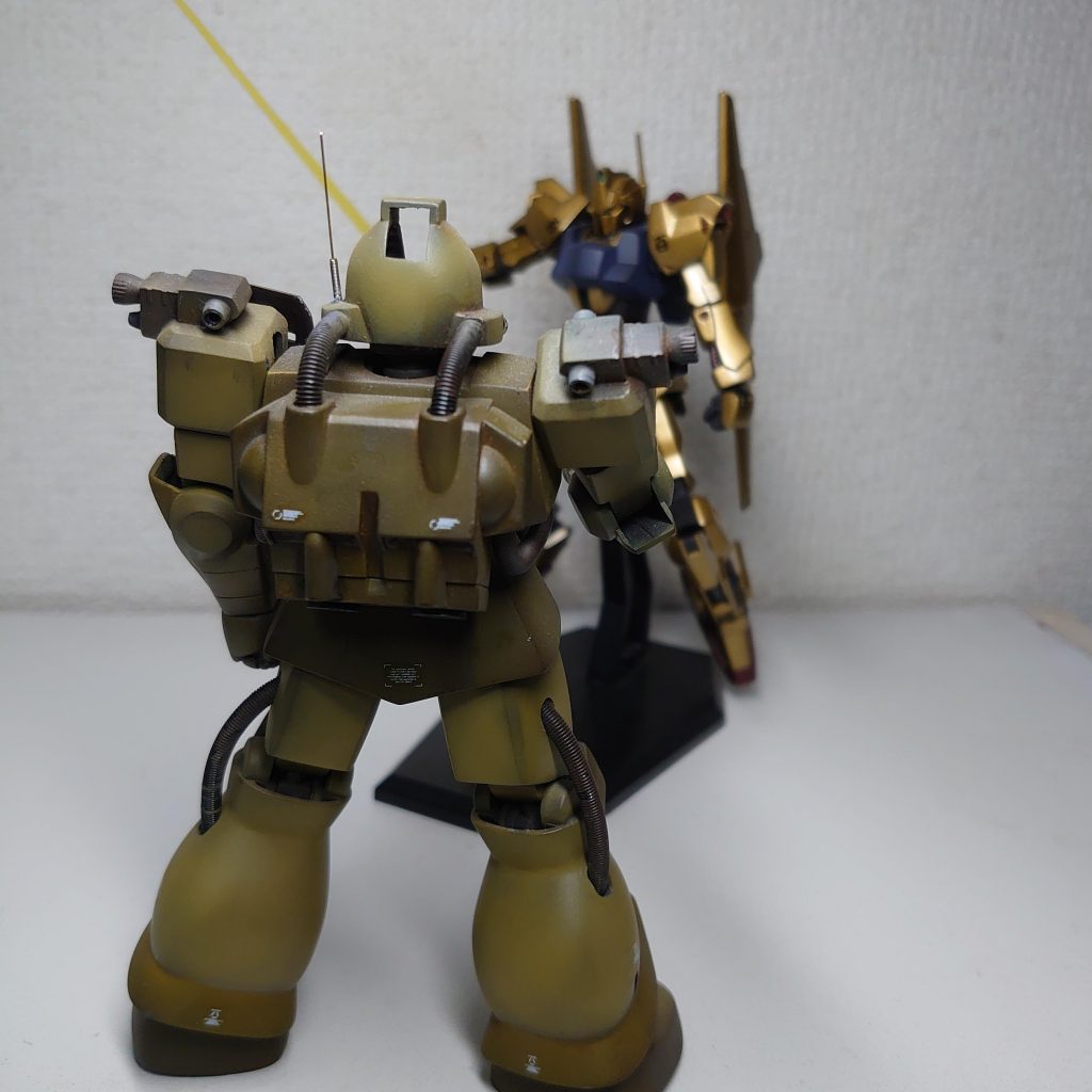 あそこに敵！百式に見つかり…コクピットを貫かれ。MSVの中では活躍したのではないでしょうか。