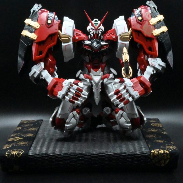 1/100 Hi-Resolution アストレイレッドフレーム　パワードレッド