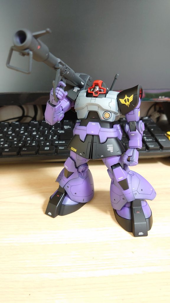 ドム　HG　グラデーション塗装–4枚目/制作者：wat798