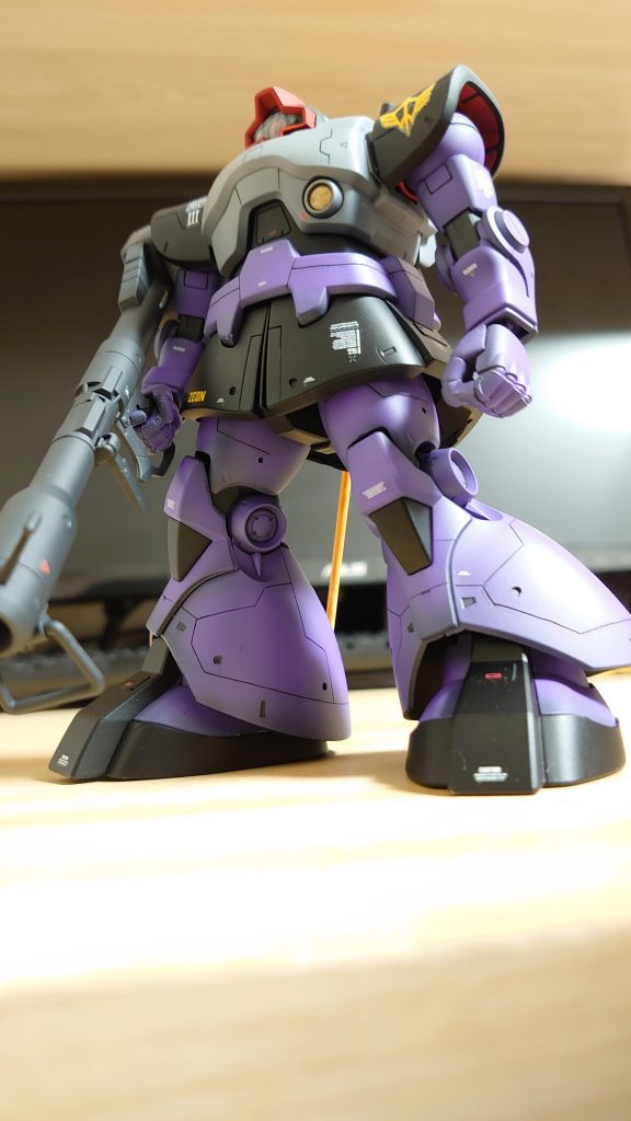 ドム　HG　グラデーション塗装–2枚目/制作者：wat798