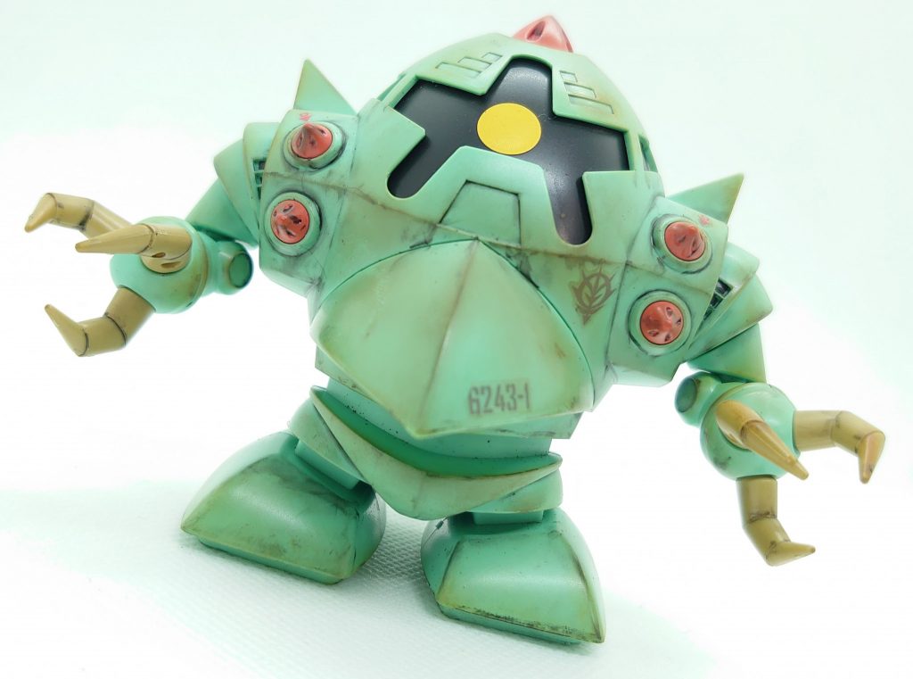 動く部分も少ないので写真も少なめです。それでも可愛くできたかなと思っています。