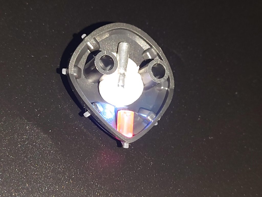 ガンスタにズゴックEタイプ投稿されてた方が、ミライト仕込んでるのを見て、マネしてみました(笑)良いものはどんどん取り入れる方針なのでね!