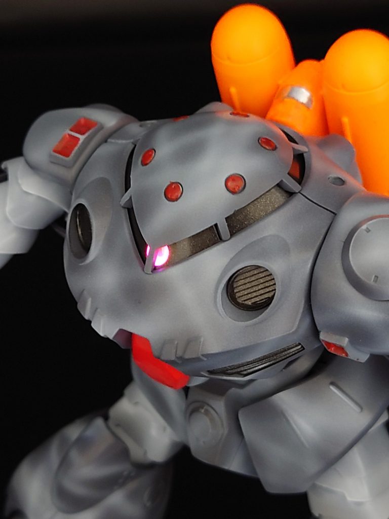 今回 グレーサフの上に2ミリのエアブラシで、初めて水中迷彩施してみましたが、思いのほか上手くいったので嬉しかったです。